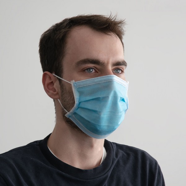 Disposable face masks, 50 pieces